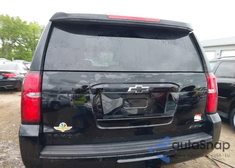 2020 Chevrolet Tahoe K1500 Lt z USA, uszkodzony, nr VIN 1GNSKBKC8LR299525